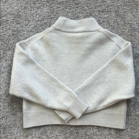 Wilfred Light Gray Turtleneck Sweater - Picture 3 of 5